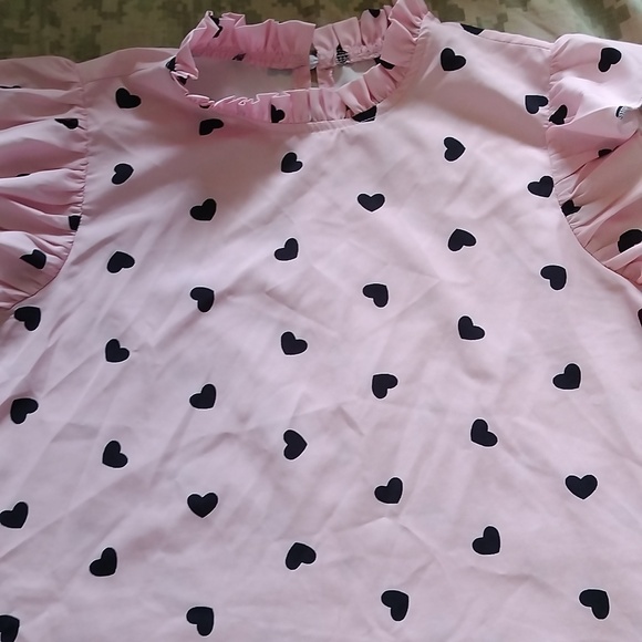 Shein ruffle top - Picture 3 of 8